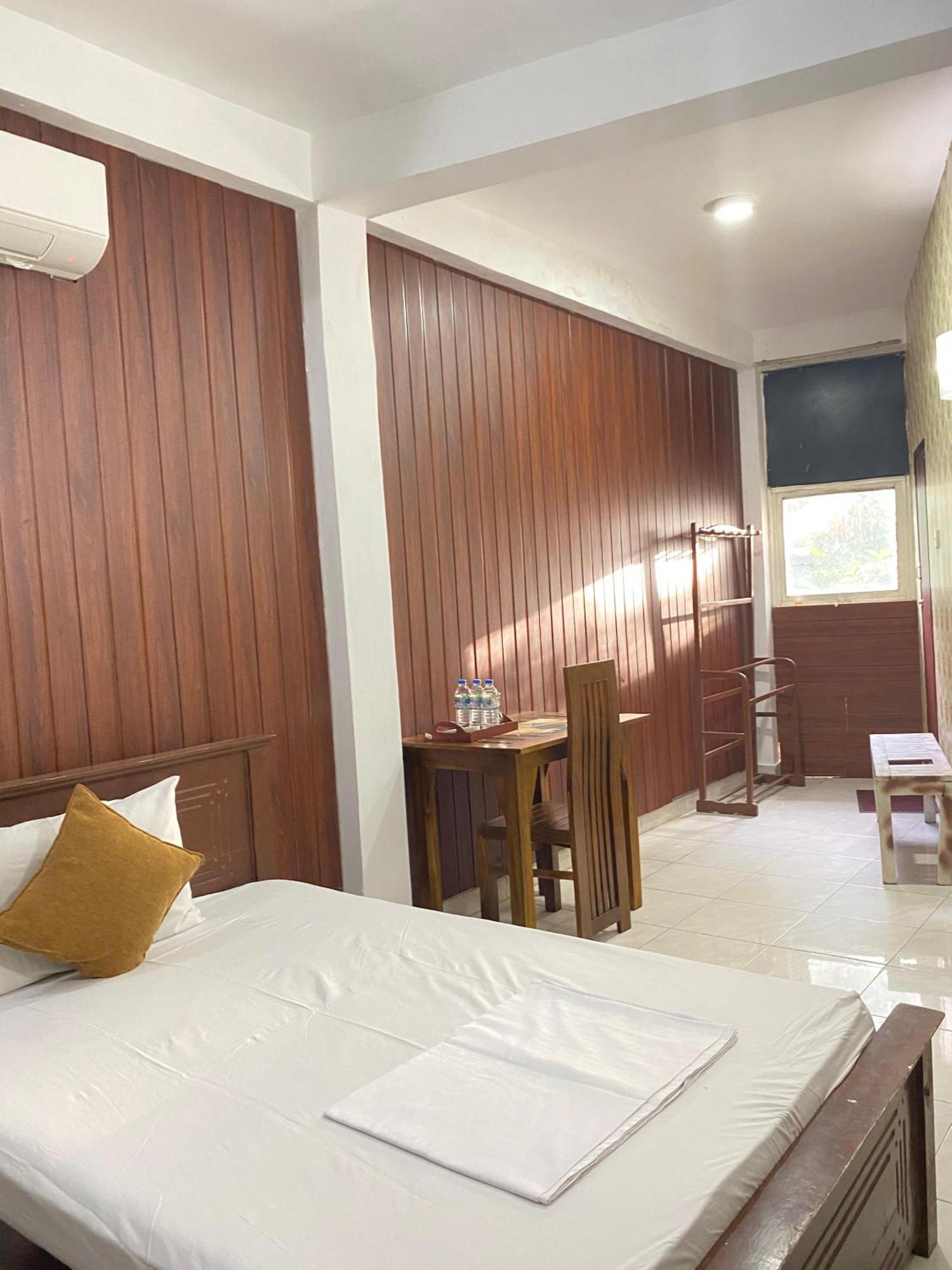 Airport City Hotel Katunayaka Luaran gambar