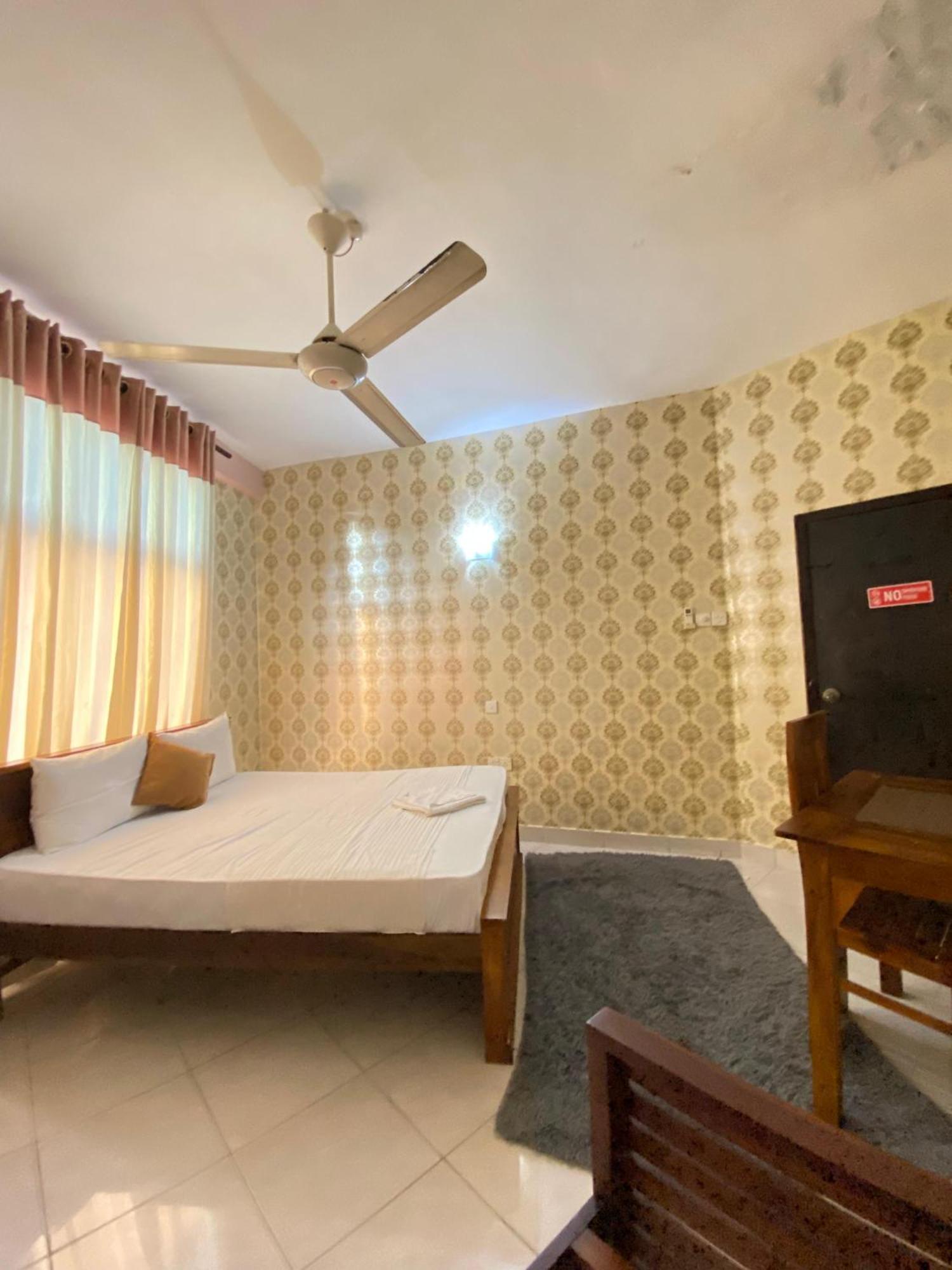 Airport City Hotel Katunayaka Luaran gambar