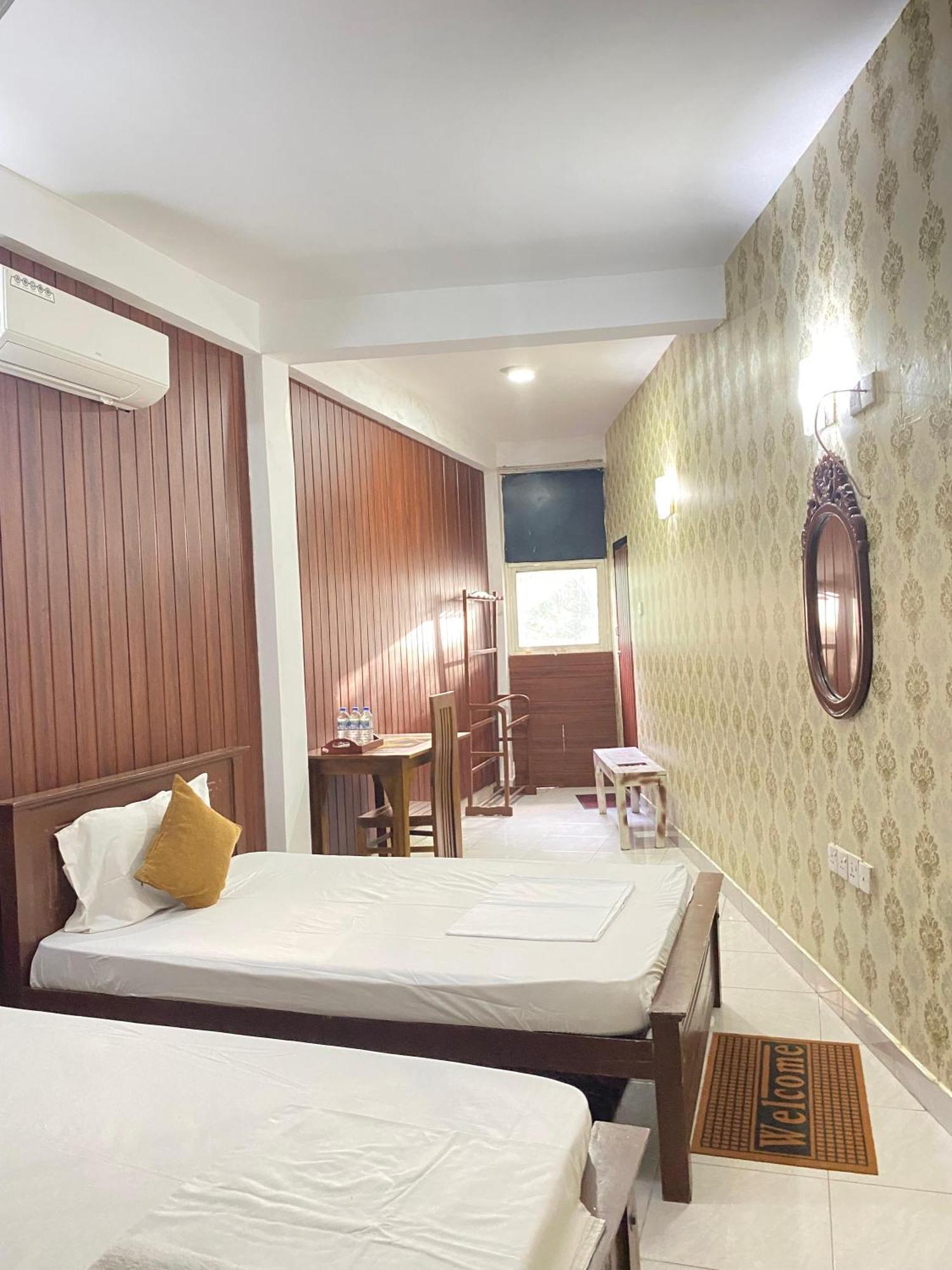 Airport City Hotel Katunayaka Luaran gambar